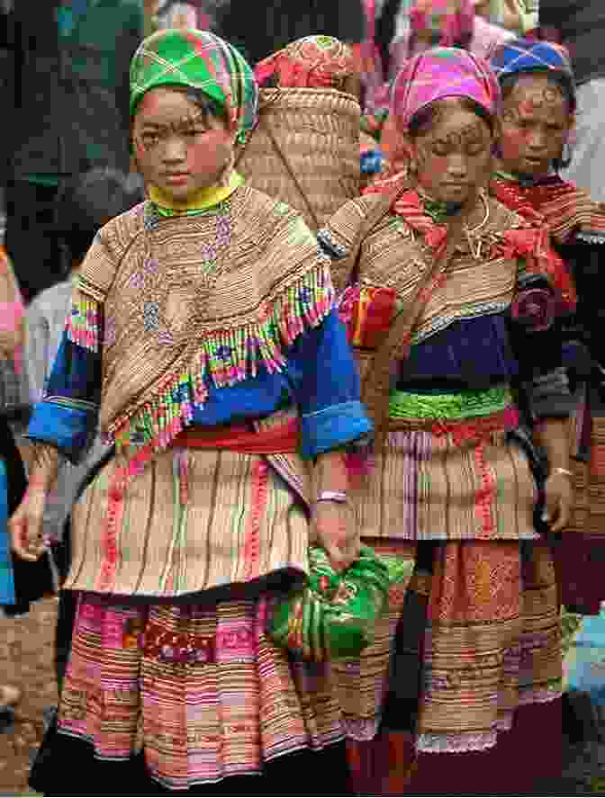 Portrait Of A Woman From The H'mong Ethnic Group Viet Nam Beautiful Girls 34 (Viet Nam Beautiful Girls Vol 1)